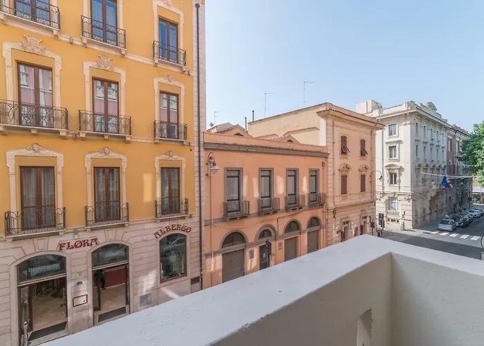 アパート Linee Moderne - Wifi - Ac カリアリ